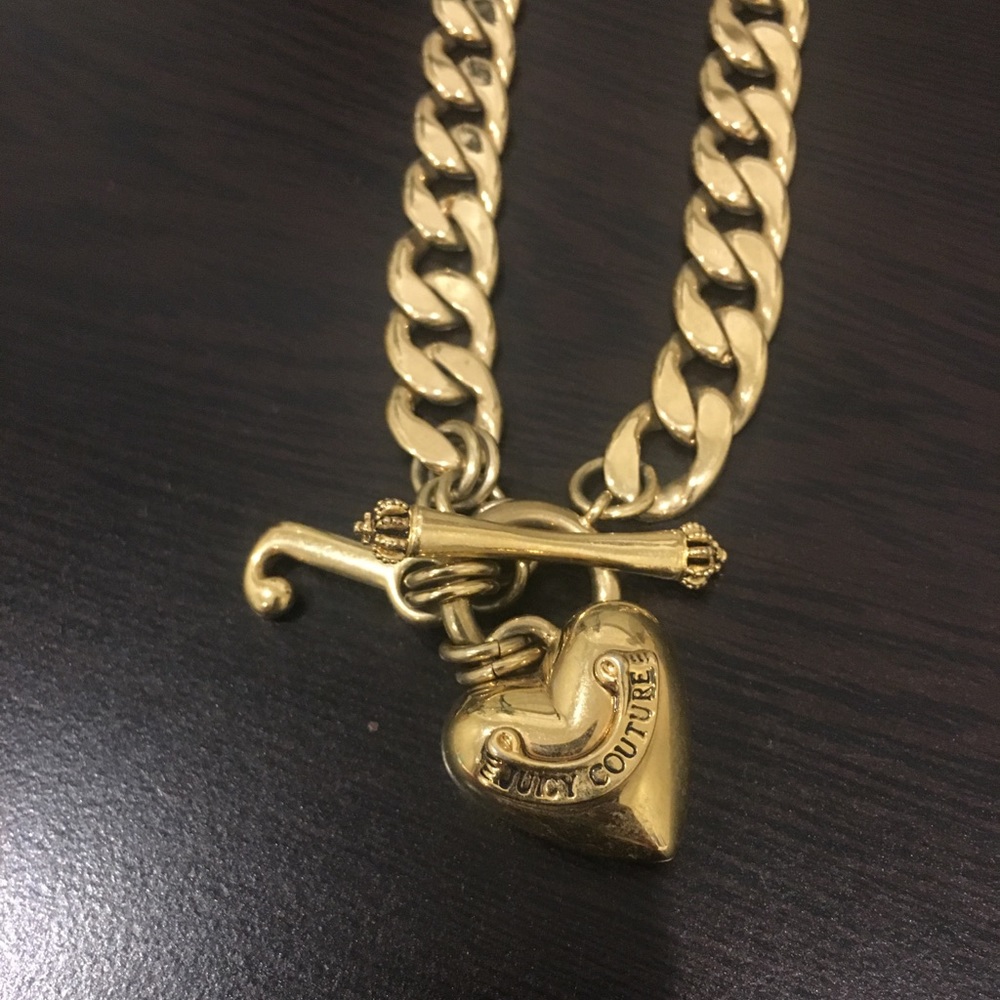 Juicy charm chain necklace